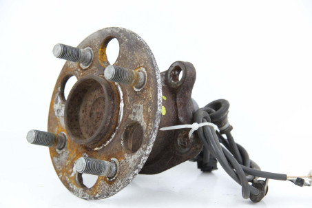 Ступиця задня Toyota Yaris 2005-2011 424500D050 (14184)