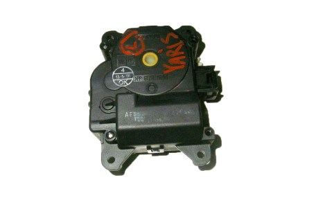 Шаговый двигатель печки Toyota Yaris 2005-2011  (14193)