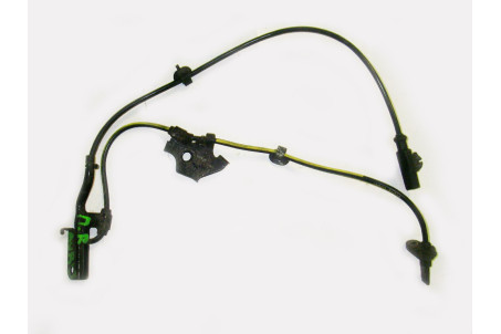 Датчик ABS передний правый Toyota Auris 2006-2012 8954202061 (14204)