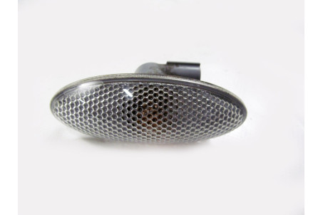 Повторитель поворота Toyota Auris 2006-2012 8173002080 (14247)