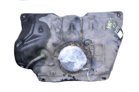 Бак паливний пластик Toyota Yaris 2005-2011 771000D090 (14254)
