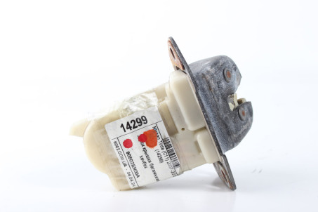 Замок крышки багажника хетчбэк Nissan Tiida (C11) 2007-2013 90502EN00A (14299)