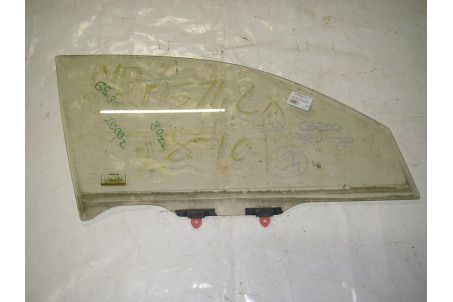 Скло двері переднє праве GS 300 2000 Lexus Другие модели 6810130751 (14466)