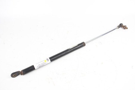 Амортизатор кришки багажника Suzuki Grand Vitara (JB) 2006-2017 8180065820 (14951)