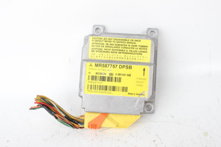 Блок управления AIRBAG Mitsubishi Colt (Z30) 2004-2012 MR587757 (15467)