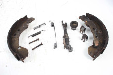 Механізм гальмівний правий Nissan Micra (K12) 2002-2011 44020AX600 / 44060AX625 (15549)