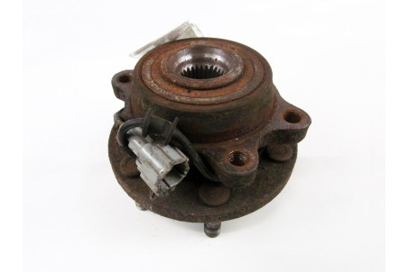 Ступиця передня Nissan Navara (D40) 2005-2013 40202EA300 (15705)