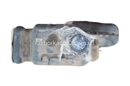 Бак паливний пластик Nissan Navara (D40) 2005-2013 17202EB30A (15711)