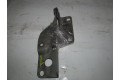 Петля капота ліва Nissan Navara (D40) 2005-2013  (15750)