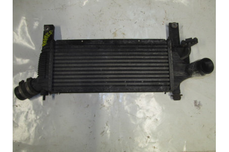 Радиатор интеркуллера Nissan Navara (D40) 2005-2013 14461EB360 (15783)