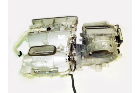 Корпус печі 2.4 EU Toyota Camry 40 (XV40) 2006-2011 8705006410 (15935)