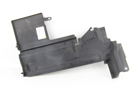 Повітропровід радіатора правий Nissan Tiida (C11) 2007-2013 62822ED000 (15993)