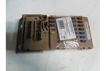 Блок запобіжників сервіс Subaru Tribeca (WX) 2006-2014 82201XA05B (16097)