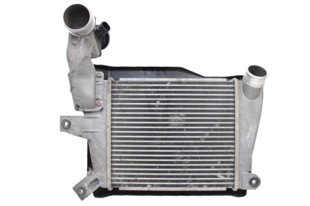Радіатор інтеркулера 2.3 Mazda CX-7 2006-2012 L33X13565A (16264)