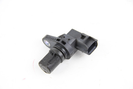 Датчик положення розподільного валу 2.3 Mazda CX-7 2006-2012 L3K918230 (16663)