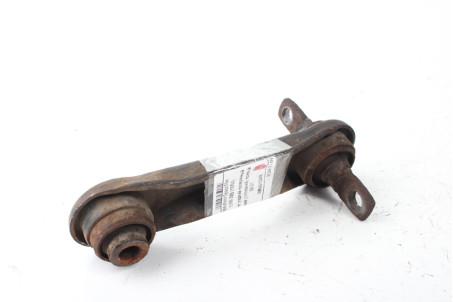 Рычаг задний поперечный нижний (передний) правый 98-01 Mitsubishi Space Star 1998-2005 MR491348 (16705)