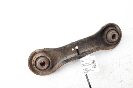 Важіль задній поперечний нижній (передній) правий Mitsubishi Lancer X (CY) 2007-2013 MN184288 (16709)