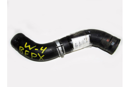 Патрубок води верхній 3.2 Mitsubishi Pajero Wagon IV (V90) 2007-2013 1370A108 (16848)