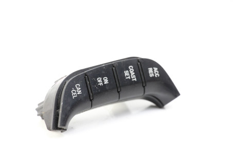 Кнопки управления на руль RH Mitsubishi Pajero Wagon IV (V90) 2007-2013 8602A006 (16902)