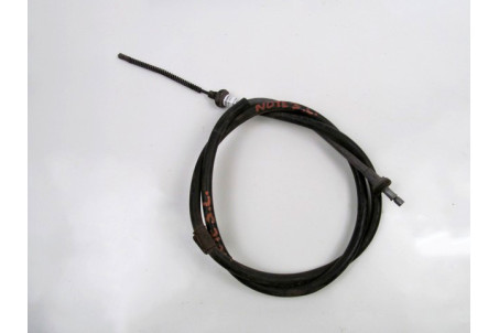 Трос ручного гальма лівий Nissan Note (E11) 2006-2013 365319U00A (17205)