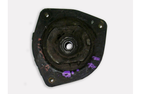 Опора переднього амортизатора ліва Nissan Tiida (C11) 2007-2013 54321EL000 (17620)