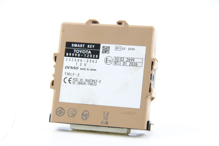 Блок управления центральным замком Toyota Corolla E15 (E150) 2007-2013 8999012020 (17651)