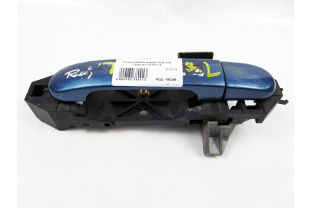 Ручка двері зовнішня лiва задня Nissan Tiida (C11) 2007-2013 82611ED000 (18038)