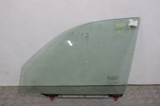 Скло двері переднє ліве Toyota RAV-4 II 2000-2005 6810242120 (18220)