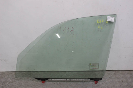 Скло двері переднє ліве Toyota RAV-4 II 2000-2005 6810242120 (18220)