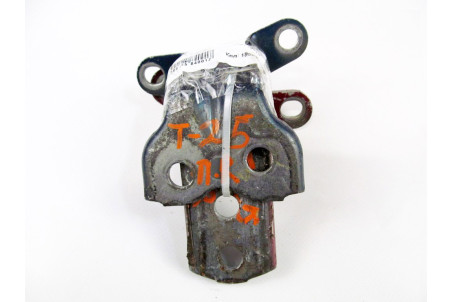 Петля двери передней правой Toyota Avensis T25 (T250) 2003-2009 687100D010 (18584)