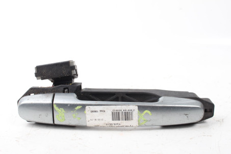 Ручка двері зовнішня права задня Toyota Yaris 2005-2011 6920352040 (18685)