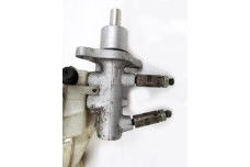 Циліндр гальмівний головний без ABS Mazda 3 (BK) 2003-2008 BNYR4340Z (18754)