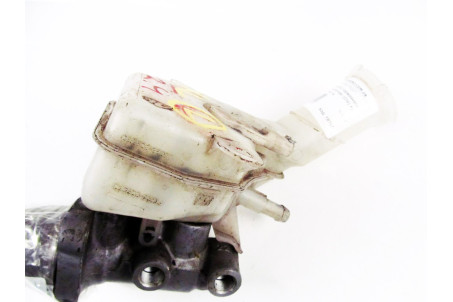 Бачок главного тормозного цилиндра МКПП Mitsubishi Outlander (CW) XL 2006-2014 4627A027 (18797)