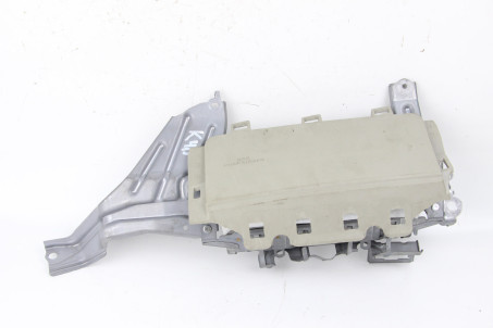 Подушка безопасности в ноги бежевая Toyota Camry 40 (XV40) 2006-2011 7390033020C0 (18819)