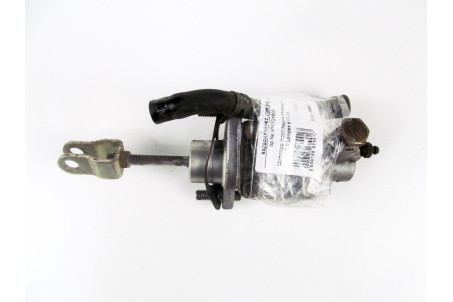 Циліндр зчеплення головний 2.0 Mitsubishi Lancer 9 (CSA) 2003-2009 MN101605 (18867)