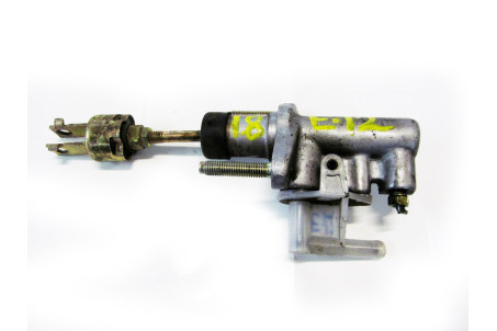 Цилиндр сцепления главный 1.8 Toyota Corolla E12 (E120) 2000-2006 3142020070 (18916)