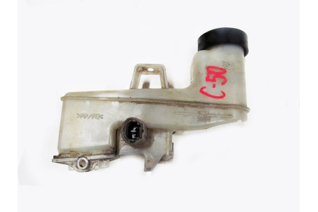 Бачок головного гальмівного циліндра UA Toyota Camry 50 (XV50) 2011- 4722033300 (18960)