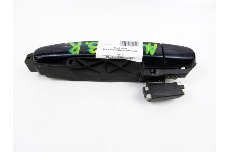 Ручка двері зовнішня права задня Toyota Auris 2006-2012 6920302120 (19307)