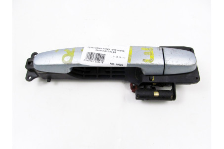 Ручка двері зовнішня права передня Toyota Corolla E12 (E120) 2000-2006 6921105903 (19324)