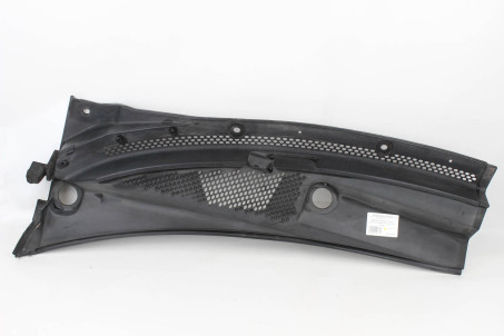 Жабо під лобове скло (пластик) ліва частина Nissan Primera (P12) 2002-2009 66863AU310 (19372)