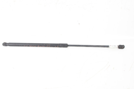 Амортизатор крышки багажника правый хэтчбек -04 Mazda 6 (GG-GY) 2003-2007 GJ6J62620G (19427)