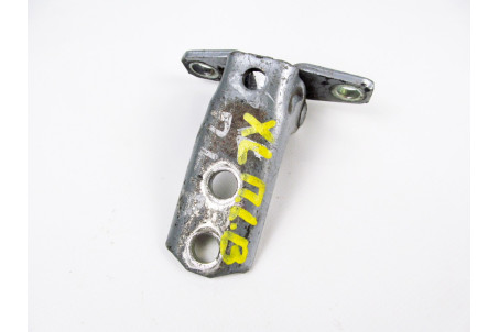 Петля двері передньої лівої верх Mitsubishi Outlander (CW) XL 2006-2014 5702A005 (19725)