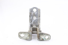 Петля двері задньої правої низ Mitsubishi L200 2005-2015 5702A033 (19761)