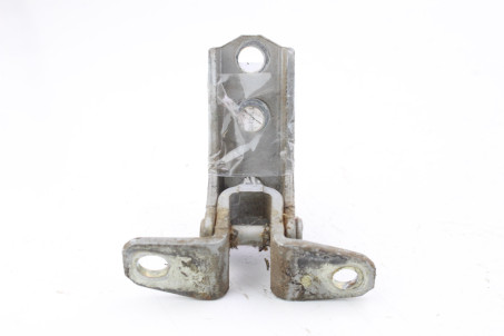 Петля двері передньої правої низ Mitsubishi L200 2005-2015 5702A033 (19763)