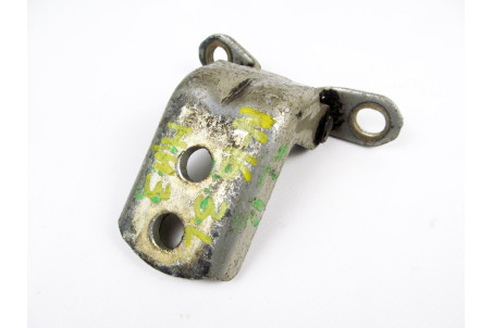 Петля двери задней левой низ Nissan Almera (N16) 2000-2006 824212F030 (19799)