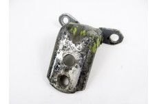 Петля двері передньої правої верх Nissan Tiida (C11) 2007-2013 82421ED00B (19810)