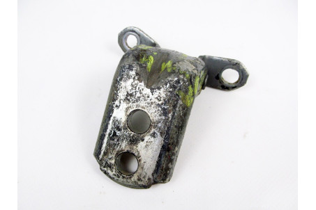 Петля двери передней правой верх Nissan Tiida (C11) 2007-2013 82421ED00B (19810)