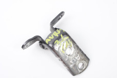 Петля двері задньої лівої низ Toyota Auris 2006-2012 6878052031 (19882)