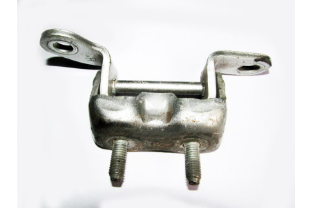 Петля двері задньої правої верх Toyota Camry 30 (XV30) 2001-2006 6875033010 (19885)