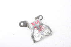 Петля двері передньої лівої низ Toyota Avensis T25 (T250) 2003-2009 687400D010 (19898)